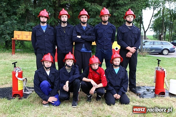 Zdjęcie w galerii na portalu naszraciborz.pl: Gminne zawody sportowo-pożarnicze w Modzurowie z okazji jubileuszu OSP wiadomości z regionu
