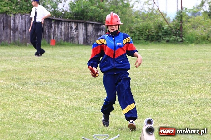 Zdjęcie w galerii na portalu naszraciborz.pl: Strażacy ochotnicy rywalizowali w Pogrzebieniu wiadomości z regionu