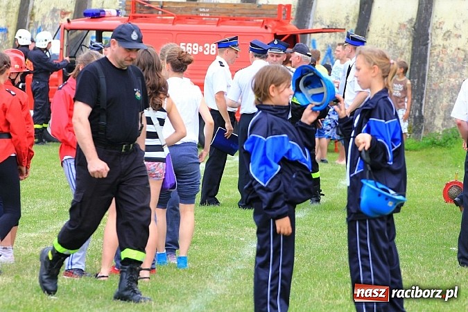 Zdjęcie w galerii na portalu naszraciborz.pl: Strażacy ochotnicy rywalizowali w Pogrzebieniu wiadomości z regionu