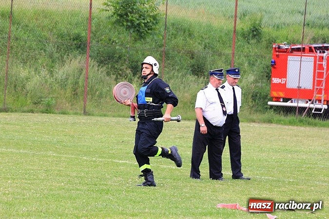 Zdjęcie w galerii na portalu naszraciborz.pl: Strażacy ochotnicy rywalizowali w Pogrzebieniu wiadomości z regionu