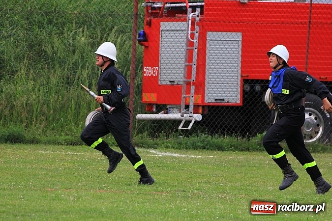 Zdjęcie w galerii na portalu naszraciborz.pl: Strażacy ochotnicy rywalizowali w Pogrzebieniu wiadomości z regionu