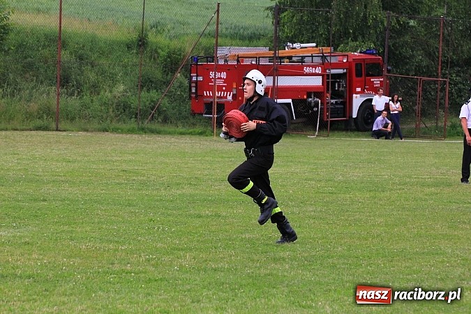 Zdjęcie w galerii na portalu naszraciborz.pl: Strażacy ochotnicy rywalizowali w Pogrzebieniu wiadomości z regionu