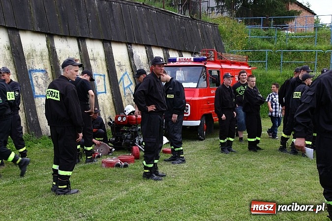 Zdjęcie w galerii na portalu naszraciborz.pl: Strażacy ochotnicy rywalizowali w Pogrzebieniu wiadomości z regionu