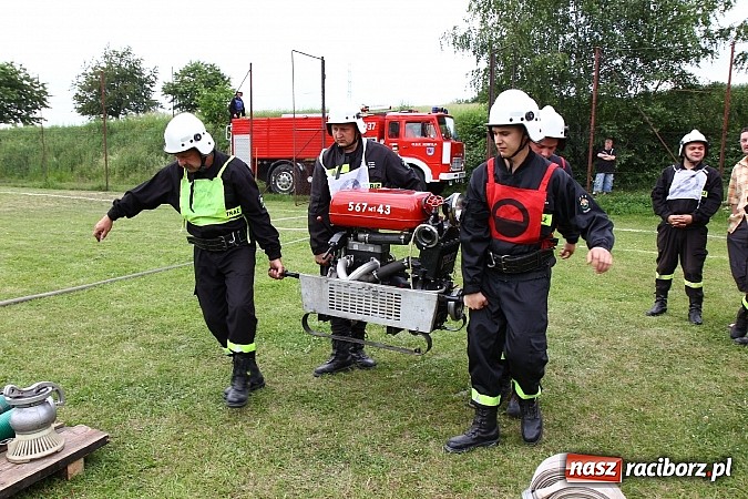 Zdjęcie w galerii na portalu naszraciborz.pl: Strażacy ochotnicy rywalizowali w Pogrzebieniu wiadomości z regionu