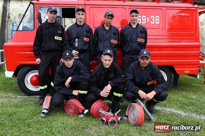 Zdjęcie w galerii na portalu naszraciborz.pl: Strażacy ochotnicy rywalizowali w Pogrzebieniu wiadomości z regionu