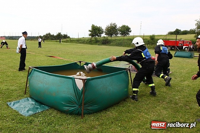 Zdjęcie w galerii na portalu naszraciborz.pl: Strażacy ochotnicy rywalizowali w Pogrzebieniu wiadomości z regionu