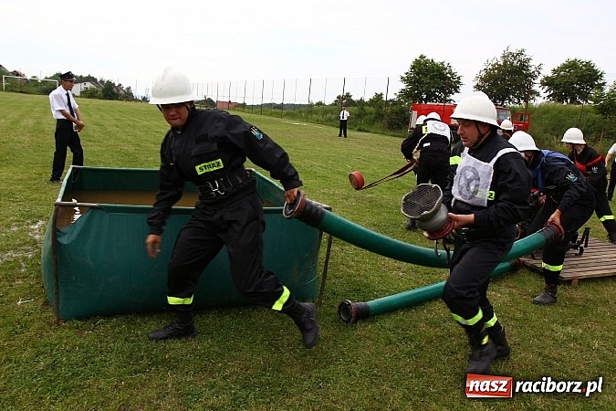 Zdjęcie w galerii na portalu naszraciborz.pl: Strażacy ochotnicy rywalizowali w Pogrzebieniu wiadomości z regionu