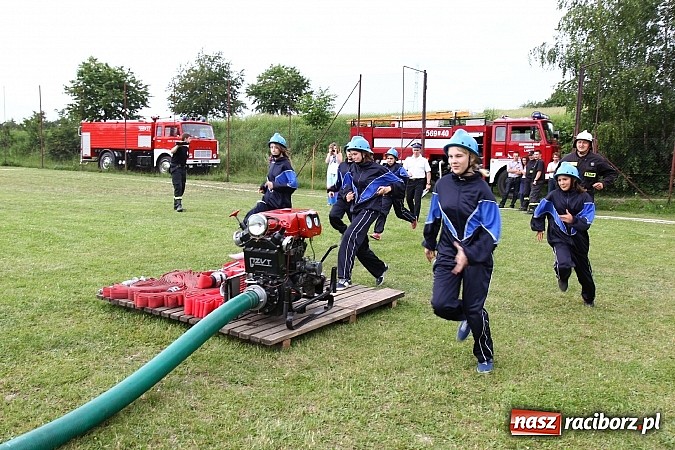 Zdjęcie w galerii na portalu naszraciborz.pl: Strażacy ochotnicy rywalizowali w Pogrzebieniu wiadomości z regionu
