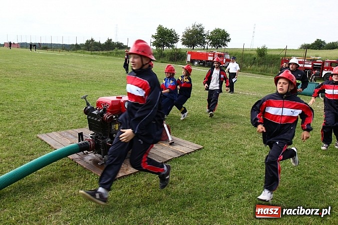 Zdjęcie w galerii na portalu naszraciborz.pl: Strażacy ochotnicy rywalizowali w Pogrzebieniu wiadomości z regionu