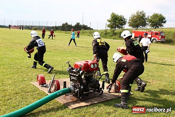 Zdjęcie w galerii na portalu naszraciborz.pl: Strażacy ochotnicy rywalizowali w Pogrzebieniu wiadomości z regionu