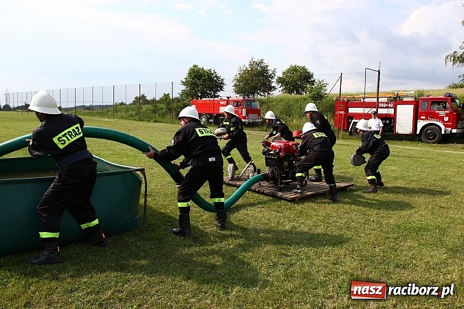 Zdjęcie w galerii na portalu naszraciborz.pl: Strażacy ochotnicy rywalizowali w Pogrzebieniu wiadomości z regionu