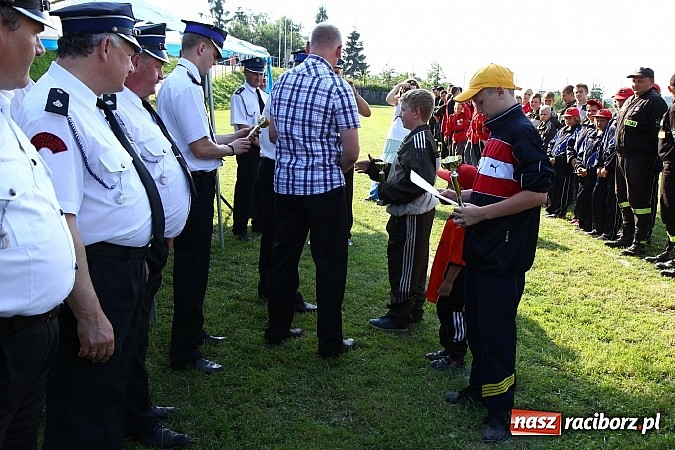 Zdjęcie w galerii na portalu naszraciborz.pl: Strażacy ochotnicy rywalizowali w Pogrzebieniu wiadomości z regionu