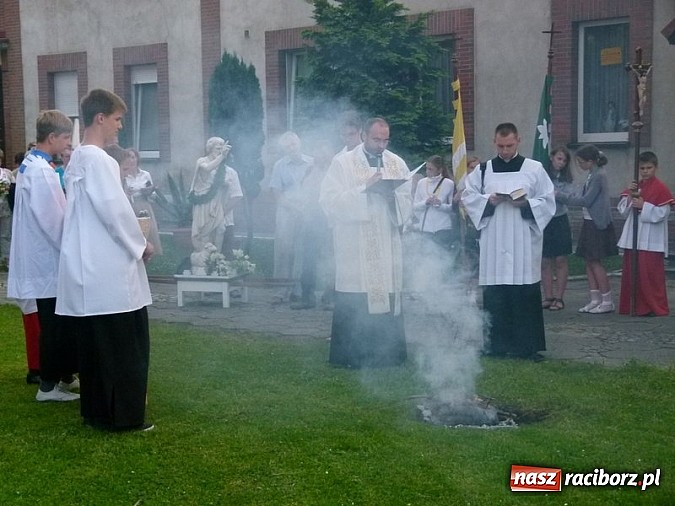 Zdjęcie w galerii na portalu naszraciborz.pl: Wieczór świętojański na Ostrogu wiadomości z regionu