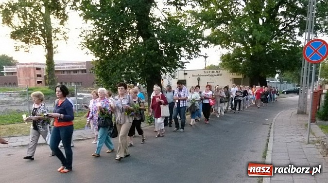 Zdjęcie w galerii na portalu naszraciborz.pl: Wieczór świętojański na Ostrogu wiadomości z regionu