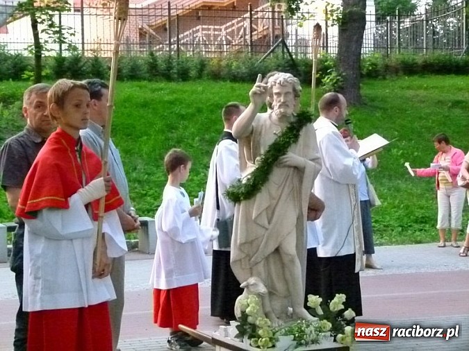 Zdjęcie w galerii na portalu naszraciborz.pl: Wieczór świętojański na Ostrogu wiadomości z regionu
