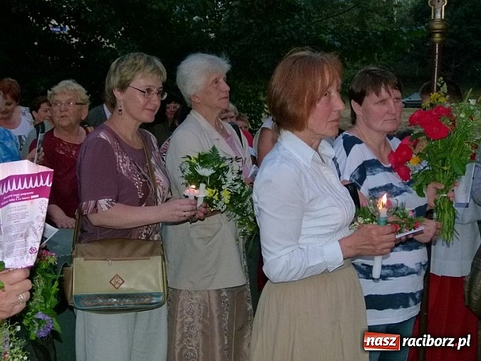 Zdjęcie w galerii na portalu naszraciborz.pl: Wieczór świętojański na Ostrogu wiadomości z regionu