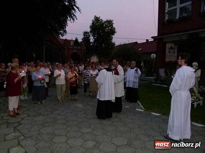 Zdjęcie w galerii na portalu naszraciborz.pl: Wieczór świętojański na Ostrogu wiadomości z regionu