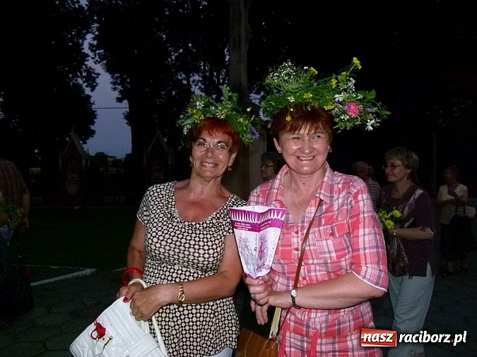 Zdjęcie w galerii na portalu naszraciborz.pl: Wieczór świętojański na Ostrogu wiadomości z regionu