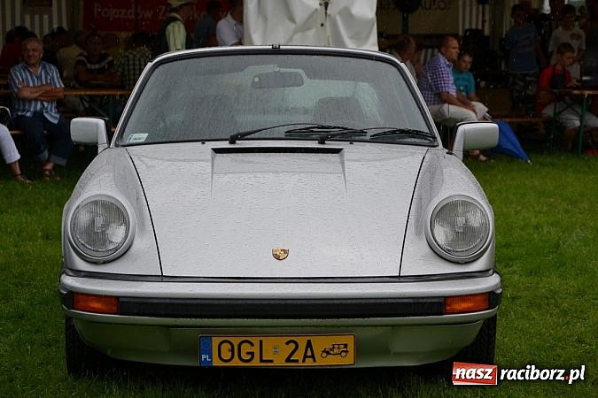 Zdjęcie w galerii na portalu naszraciborz.pl: Jaguar MK 2 z 1967 roku najpiękniejszym oldtimerem zlotu w Zabełkowie wiadomości z regionu