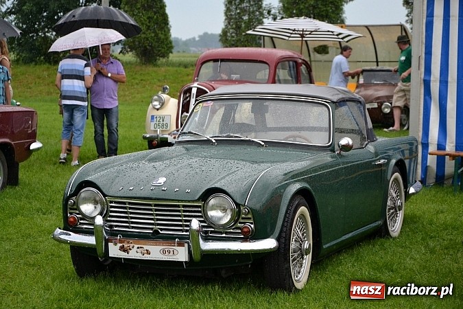 Zdjęcie w galerii na portalu naszraciborz.pl: Jaguar MK 2 z 1967 roku najpiękniejszym oldtimerem zlotu w Zabełkowie wiadomości z regionu