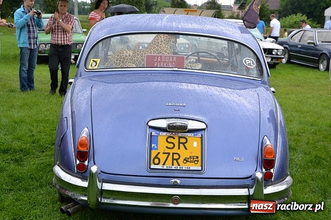 Zdjęcie w galerii na portalu naszraciborz.pl: Jaguar MK 2 z 1967 roku najpiękniejszym oldtimerem zlotu w Zabełkowie wiadomości z regionu
