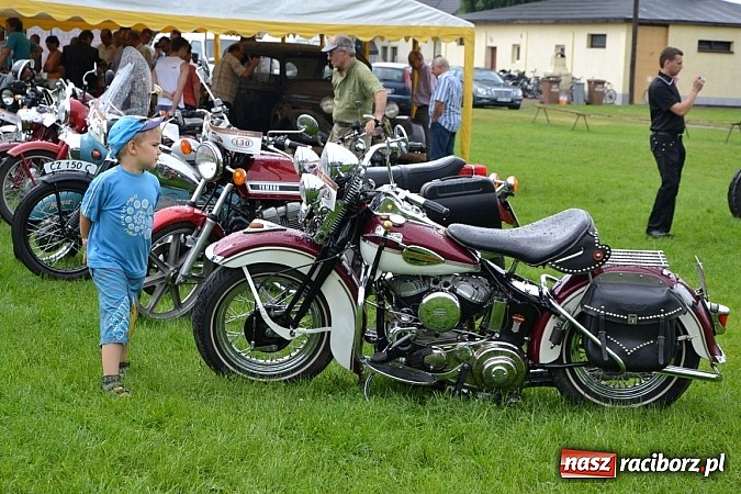 Zdjęcie w galerii na portalu naszraciborz.pl: Jaguar MK 2 z 1967 roku najpiękniejszym oldtimerem zlotu w Zabełkowie wiadomości z regionu