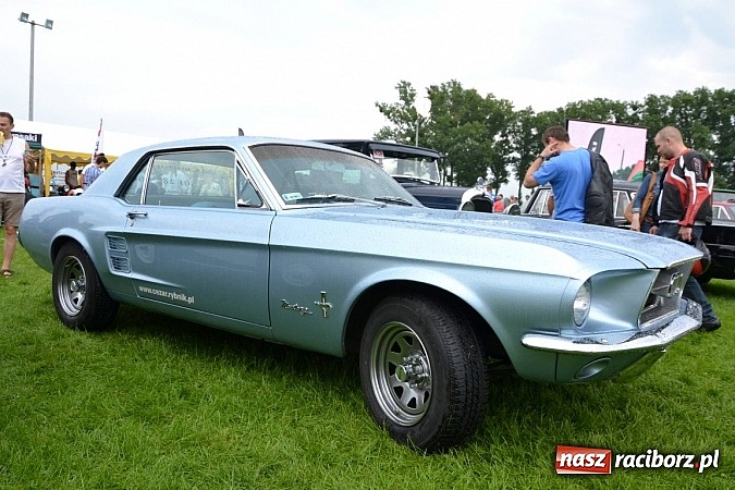 Zdjęcie w galerii na portalu naszraciborz.pl: Jaguar MK 2 z 1967 roku najpiękniejszym oldtimerem zlotu w Zabełkowie wiadomości z regionu