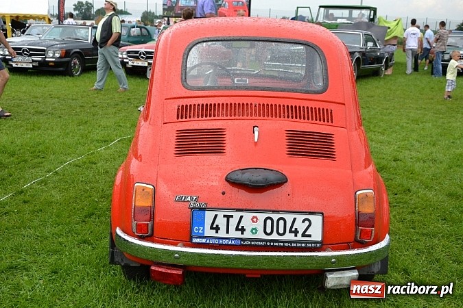 Zdjęcie w galerii na portalu naszraciborz.pl: Jaguar MK 2 z 1967 roku najpiękniejszym oldtimerem zlotu w Zabełkowie wiadomości z regionu