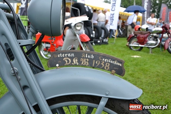 Zdjęcie w galerii na portalu naszraciborz.pl: Jaguar MK 2 z 1967 roku najpiękniejszym oldtimerem zlotu w Zabełkowie wiadomości z regionu