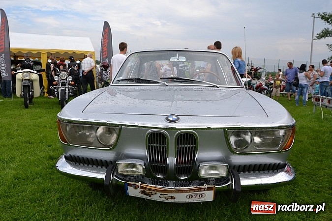 Zdjęcie w galerii na portalu naszraciborz.pl: Jaguar MK 2 z 1967 roku najpiękniejszym oldtimerem zlotu w Zabełkowie wiadomości z regionu