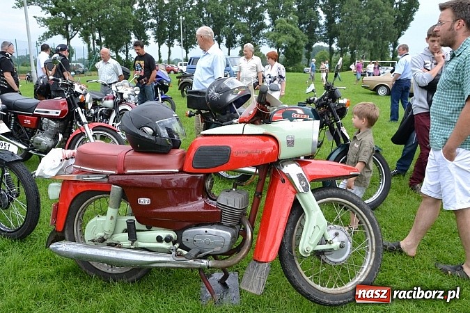 Zdjęcie w galerii na portalu naszraciborz.pl: Jaguar MK 2 z 1967 roku najpiękniejszym oldtimerem zlotu w Zabełkowie wiadomości z regionu