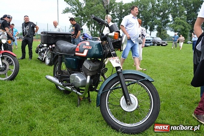 Zdjęcie w galerii na portalu naszraciborz.pl: Jaguar MK 2 z 1967 roku najpiękniejszym oldtimerem zlotu w Zabełkowie wiadomości z regionu
