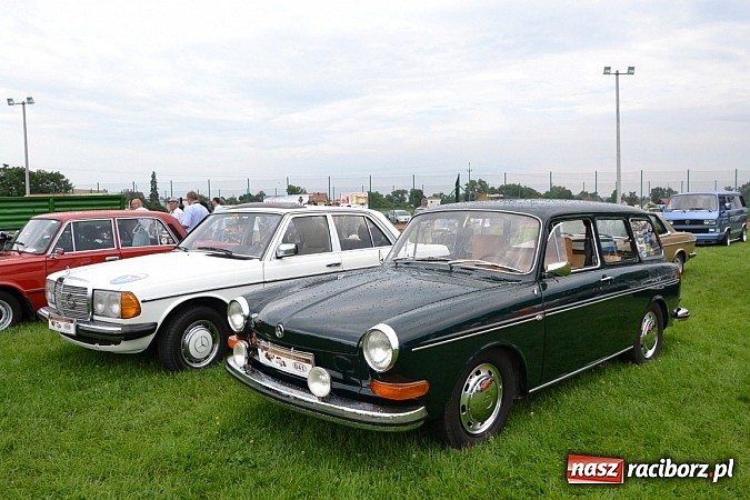 Zdjęcie w galerii na portalu naszraciborz.pl: Jaguar MK 2 z 1967 roku najpiękniejszym oldtimerem zlotu w Zabełkowie wiadomości z regionu