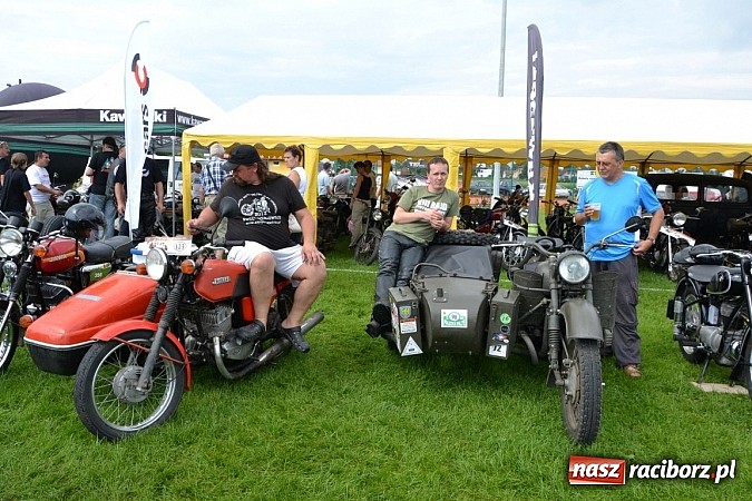 Zdjęcie w galerii na portalu naszraciborz.pl: Jaguar MK 2 z 1967 roku najpiękniejszym oldtimerem zlotu w Zabełkowie wiadomości z regionu