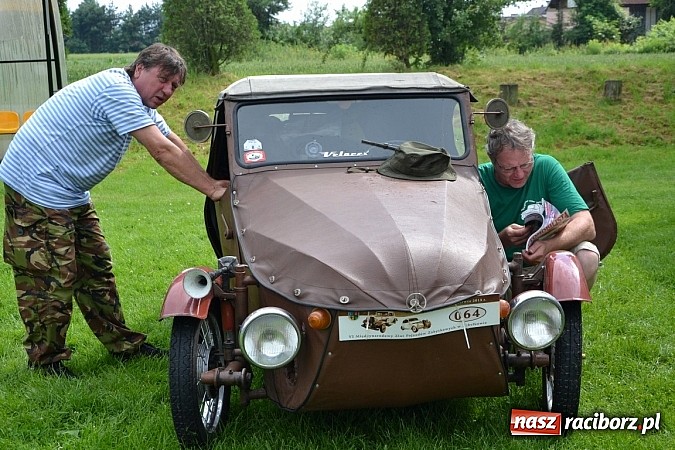 Zdjęcie w galerii na portalu naszraciborz.pl: Jaguar MK 2 z 1967 roku najpiękniejszym oldtimerem zlotu w Zabełkowie wiadomości z regionu