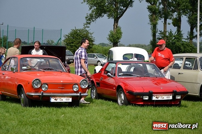 Zdjęcie w galerii na portalu naszraciborz.pl: Jaguar MK 2 z 1967 roku najpiękniejszym oldtimerem zlotu w Zabełkowie wiadomości z regionu