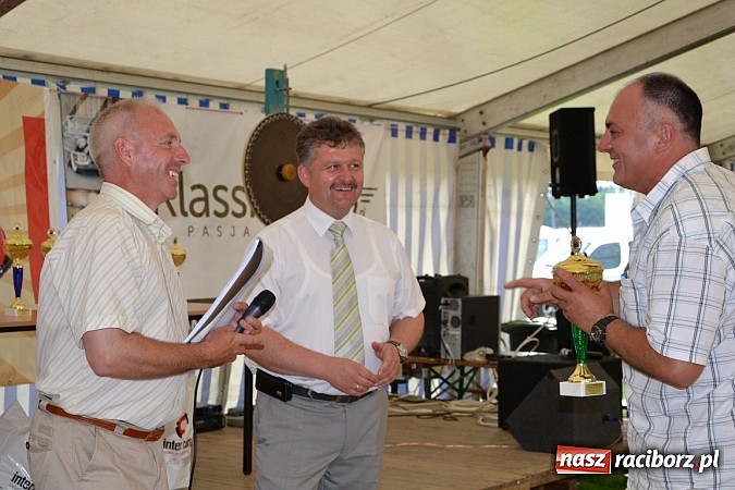 Zdjęcie w galerii na portalu naszraciborz.pl: Jaguar MK 2 z 1967 roku najpiękniejszym oldtimerem zlotu w Zabełkowie wiadomości z regionu