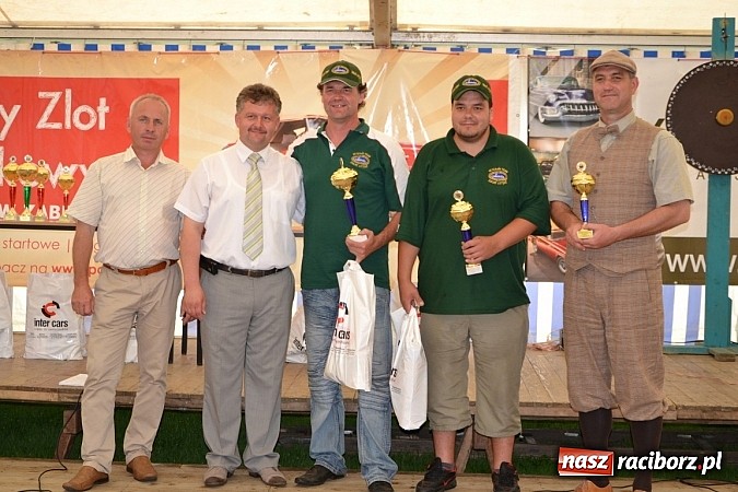 Zdjęcie w galerii na portalu naszraciborz.pl: Jaguar MK 2 z 1967 roku najpiękniejszym oldtimerem zlotu w Zabełkowie wiadomości z regionu