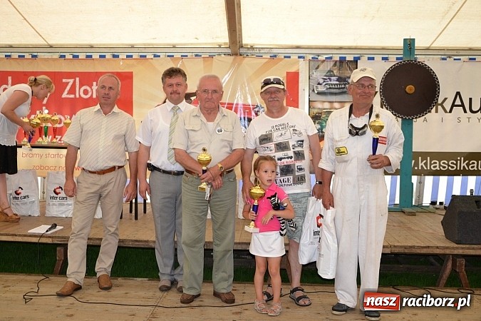 Zdjęcie w galerii na portalu naszraciborz.pl: Jaguar MK 2 z 1967 roku najpiękniejszym oldtimerem zlotu w Zabełkowie wiadomości z regionu