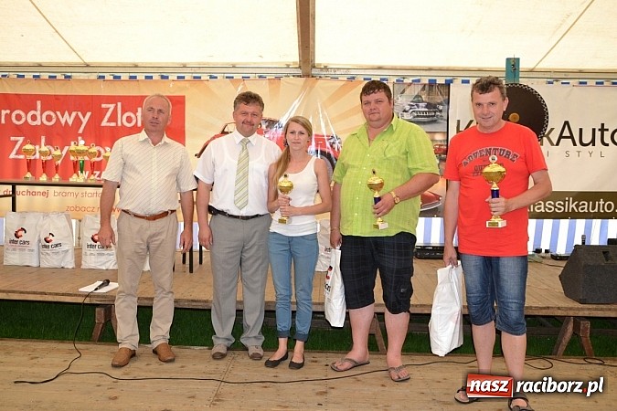 Zdjęcie w galerii na portalu naszraciborz.pl: Jaguar MK 2 z 1967 roku najpiękniejszym oldtimerem zlotu w Zabełkowie wiadomości z regionu