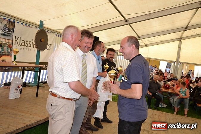 Zdjęcie w galerii na portalu naszraciborz.pl: Jaguar MK 2 z 1967 roku najpiękniejszym oldtimerem zlotu w Zabełkowie wiadomości z regionu
