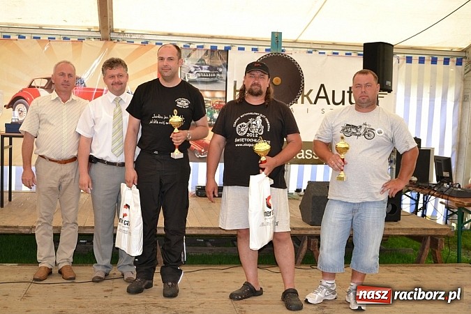 Zdjęcie w galerii na portalu naszraciborz.pl: Jaguar MK 2 z 1967 roku najpiękniejszym oldtimerem zlotu w Zabełkowie wiadomości z regionu