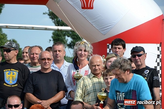 Zdjęcie w galerii na portalu naszraciborz.pl: Jaguar MK 2 z 1967 roku najpiękniejszym oldtimerem zlotu w Zabełkowie wiadomości z regionu