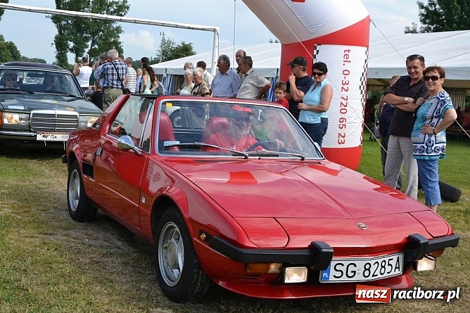Zdjęcie w galerii na portalu naszraciborz.pl: Jaguar MK 2 z 1967 roku najpiękniejszym oldtimerem zlotu w Zabełkowie wiadomości z regionu