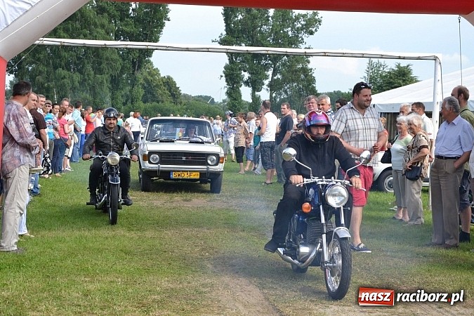 Zdjęcie w galerii na portalu naszraciborz.pl: Jaguar MK 2 z 1967 roku najpiękniejszym oldtimerem zlotu w Zabełkowie wiadomości z regionu