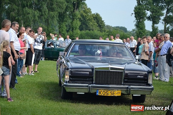 Zdjęcie w galerii na portalu naszraciborz.pl: Jaguar MK 2 z 1967 roku najpiękniejszym oldtimerem zlotu w Zabełkowie wiadomości z regionu