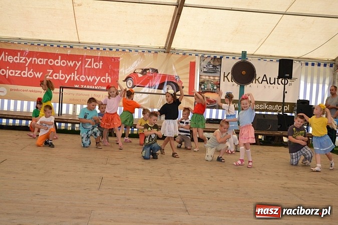 Zdjęcie w galerii na portalu naszraciborz.pl: Jaguar MK 2 z 1967 roku najpiękniejszym oldtimerem zlotu w Zabełkowie wiadomości z regionu