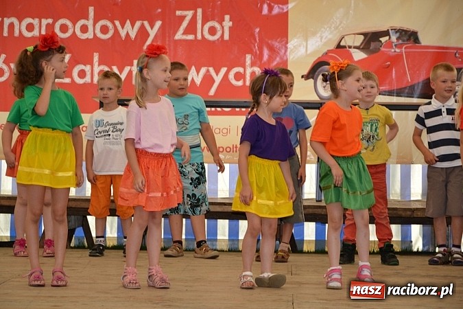 Zdjęcie w galerii na portalu naszraciborz.pl: Jaguar MK 2 z 1967 roku najpiękniejszym oldtimerem zlotu w Zabełkowie wiadomości z regionu