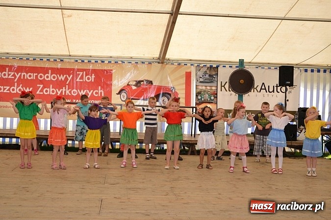 Zdjęcie w galerii na portalu naszraciborz.pl: Jaguar MK 2 z 1967 roku najpiękniejszym oldtimerem zlotu w Zabełkowie wiadomości z regionu