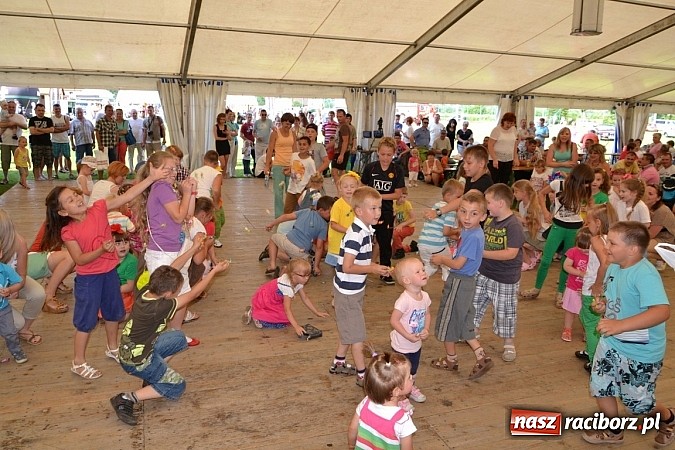 Zdjęcie w galerii na portalu naszraciborz.pl: Jaguar MK 2 z 1967 roku najpiękniejszym oldtimerem zlotu w Zabełkowie wiadomości z regionu